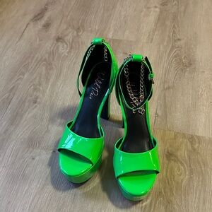 Wild Pair Neon Green Heels